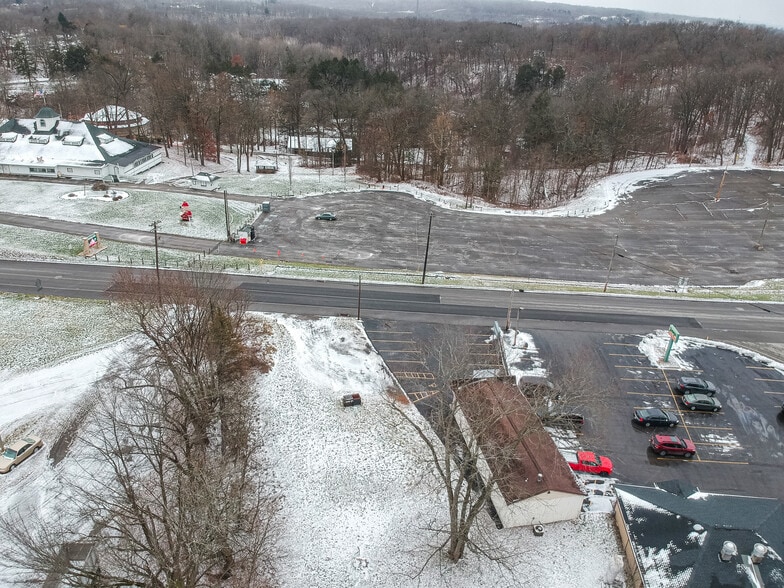 More Photos Of 1909 E Washington St, New Castle Freestanding For Sale