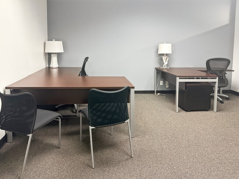 More Photos Of 1100 Poydras St, New Orleans Coworking Space