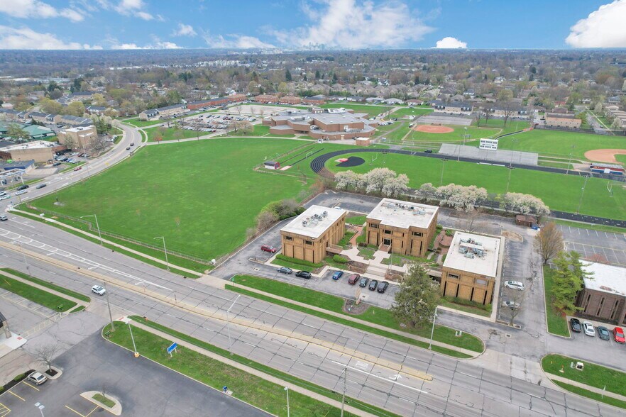 More Photos Of 1505 Bethel Rd, Columbus Medical For Lease