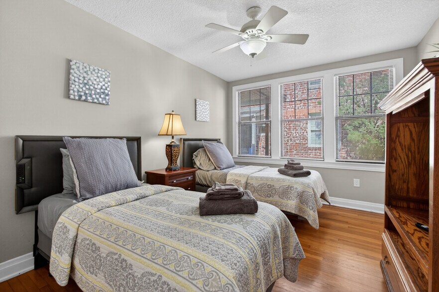 More Photos Of 1710 River Rd, Jacksonville Apartments For Sale