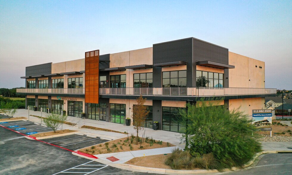 More Photos Of 165 Hargraves Dr, Austin Storefront Retail Office For Lease