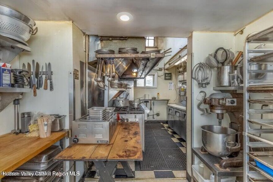 More Photos Of 155 Main St, High Falls Restaurant For Sale