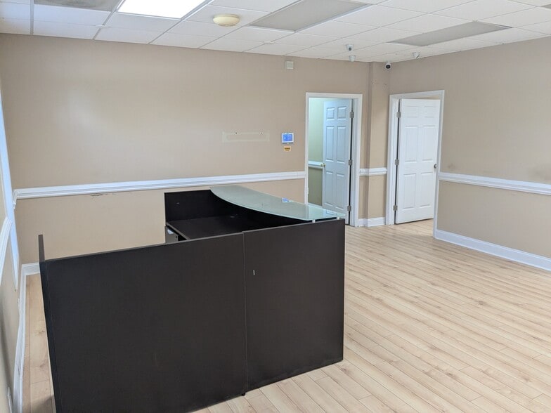 More Photos Of 362 Oakland Ave, Rock Hill Loft Creative Space For Lease