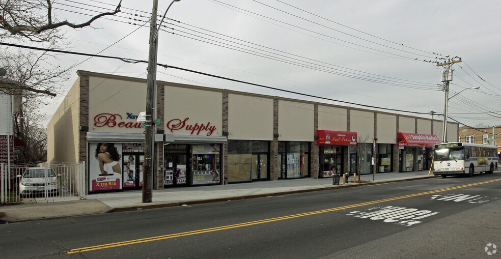 More Photos Of 111-02-111-12 Sutphin Blvd, Jamaica Storefront For Lease