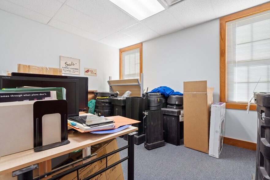 More Photos Of 41 Liberty Hill Rd, Henniker Medical For Sale