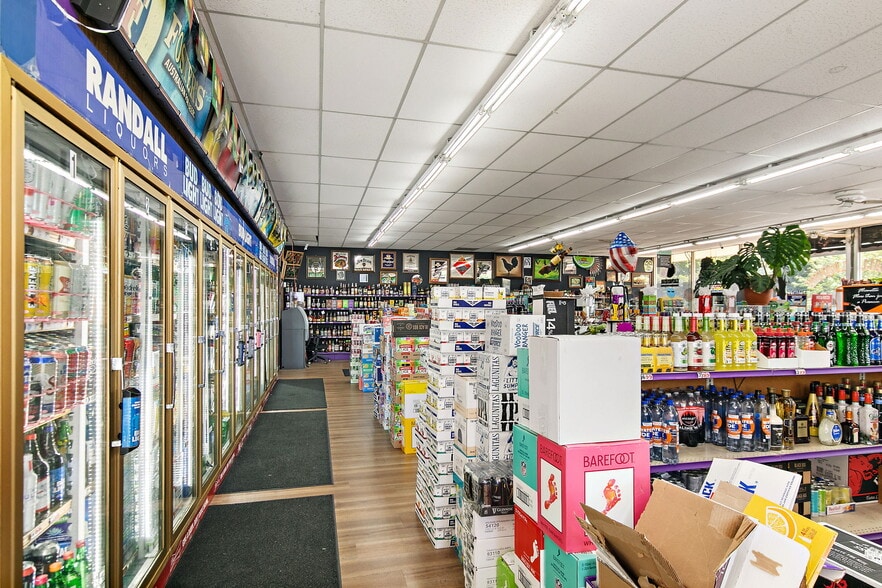 More Photos Of , Aurora General Retail For Sale