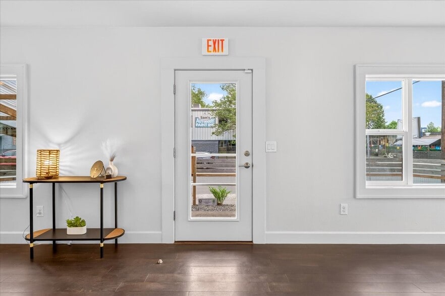 More Photos Of 3327 SE 50th Ave, Portland Office Residential For Sale