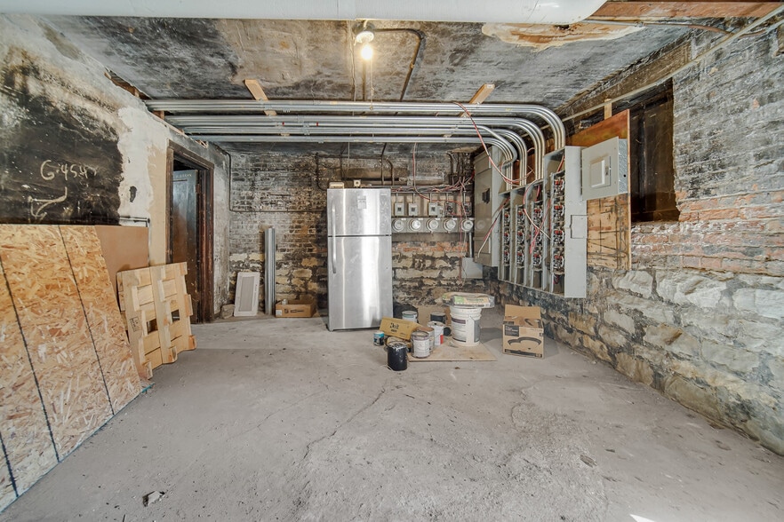 More Photos Of 4533-4547 S Calumet Ave, Chicago Apartments For Sale