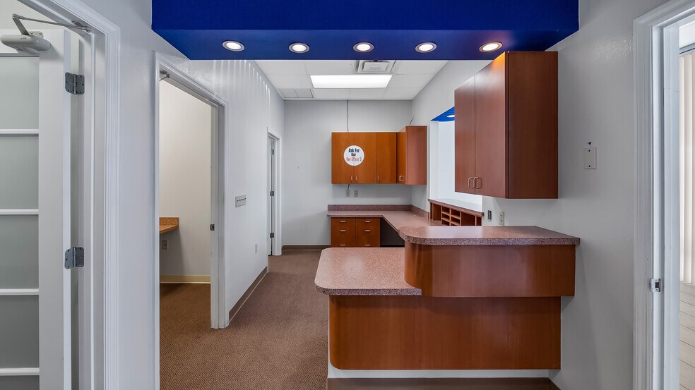 More Photos Of 16215 Sr-50 Hwy, Clermont Storefront For Lease