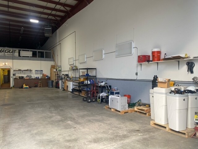 More Photos Of 19201-19245 S Blackhawk Pky, Mokena Industrial For Sale