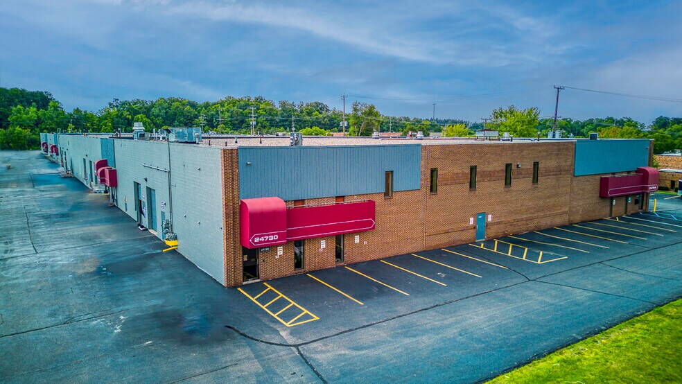 More Photos Of 24730-24804 Crestview Ct, Farmington Hills Unknown For Lease