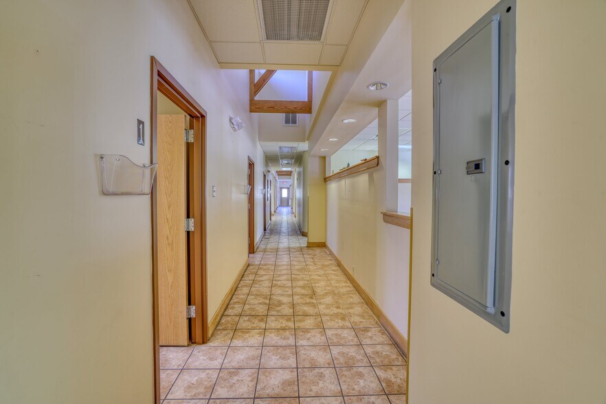 More Photos Of 14 Harris Bushville Rd, Monticello Medical For Sale