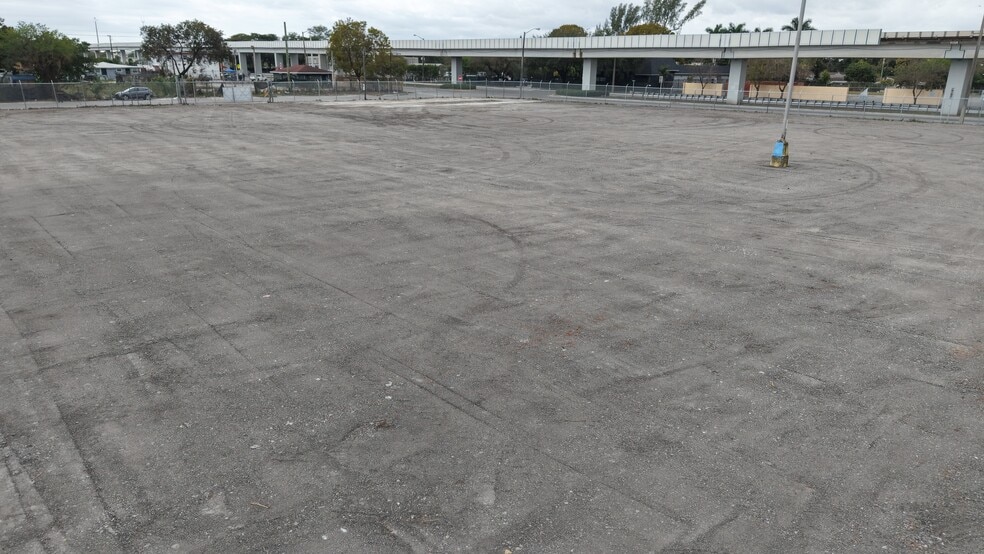 More Photos Of 6901 NW 26th Ave, Miami Land For Lease