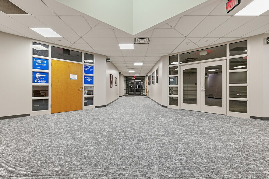 More Photos Of 7640 Sylvania Ave, Sylvania Medical For Lease