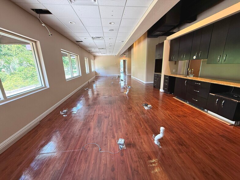 More Photos Of 3751 S Clyde Morris Blvd, Port Orange Storefront Retail Office For Lease