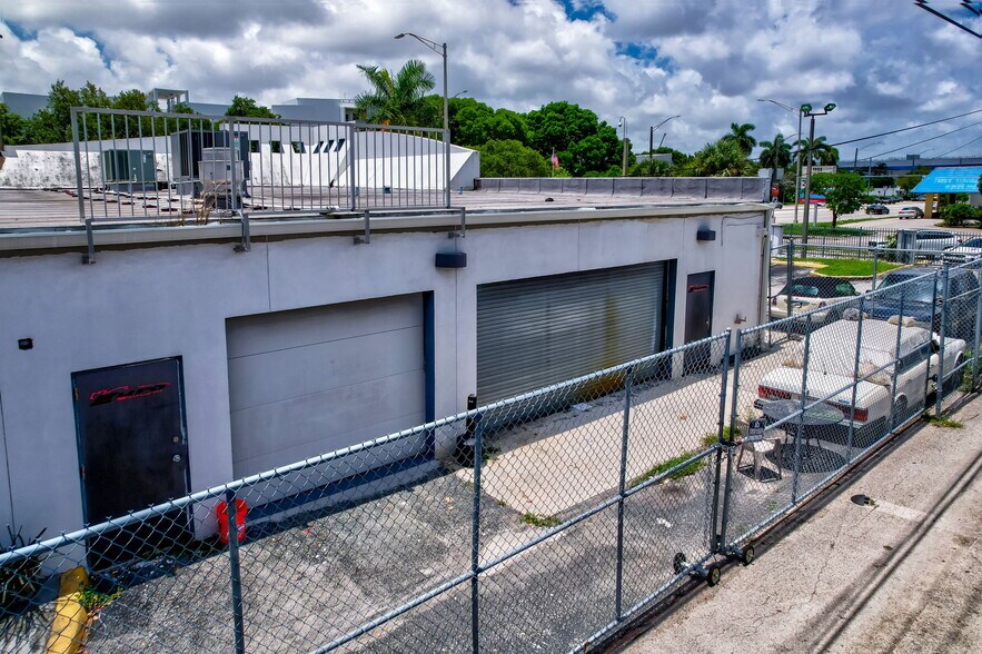 More Photos Of 925 W Broward Blvd, Fort Lauderdale Auto Dealership For Lease