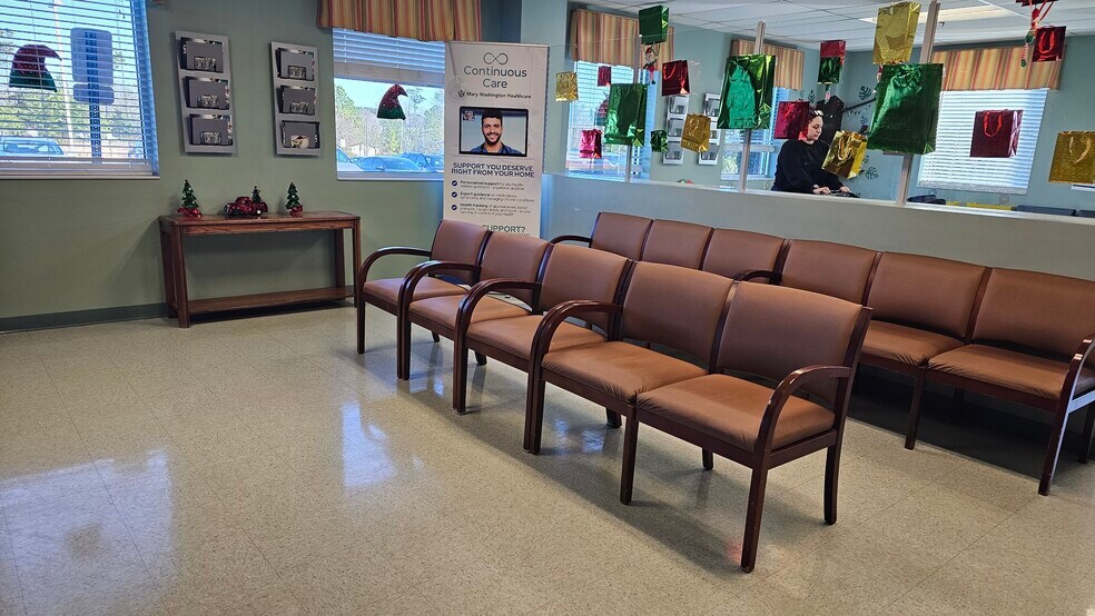 More Photos Of 8051 Prosperity Way, Ruther Glen Office For Sale