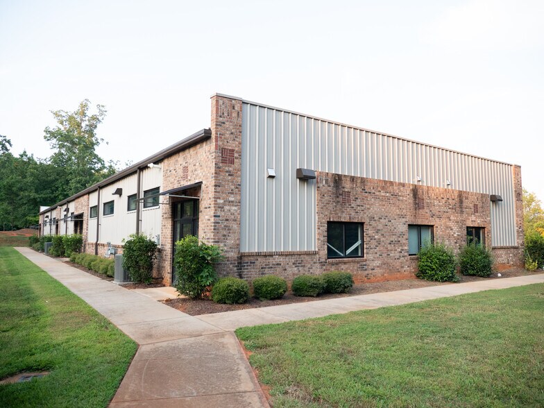 More Photos Of 2210 Leah Dr, Hillsborough Light Distribution For Lease