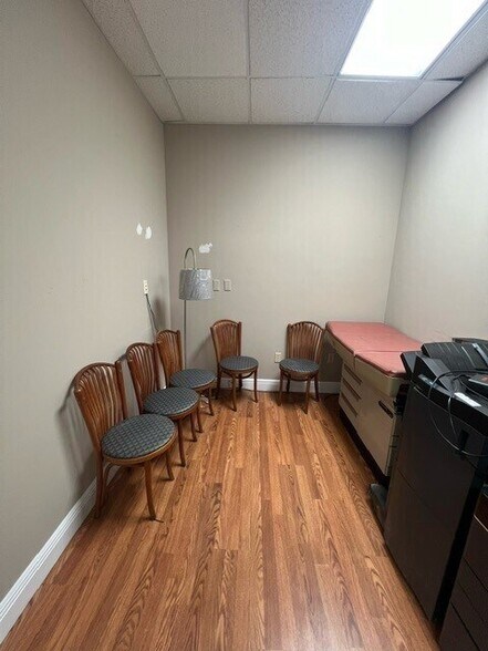 More Photos Of 2100 SE Ocean Blvd, Stuart Medical For Lease