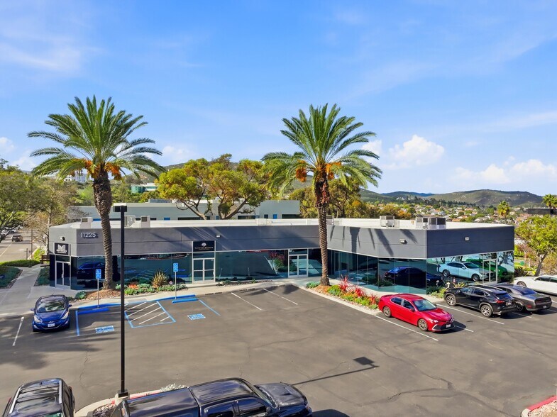 More Photos Of 11245 W Bernardo Ct, San Diego Unknown For Lease