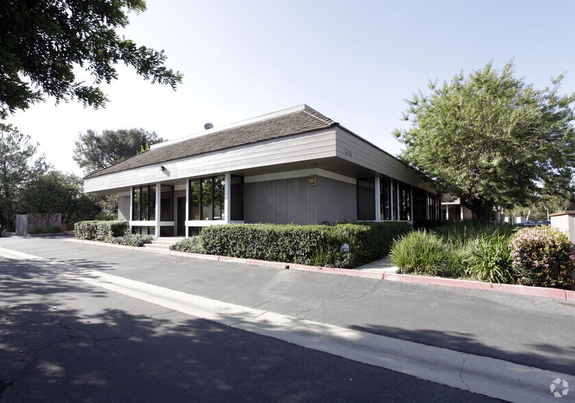 More Photos Of 674 Cliffside Dr, San Dimas Office For Lease