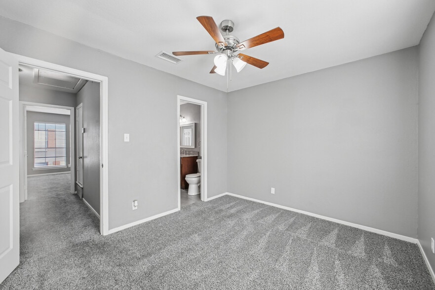 More Photos Of 3733-3737 Reagan Dr, Fort Worth Apartments For Sale