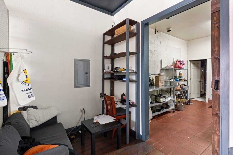 More Photos Of 4935 Shattuck Ave, Oakland Freestanding For Sale