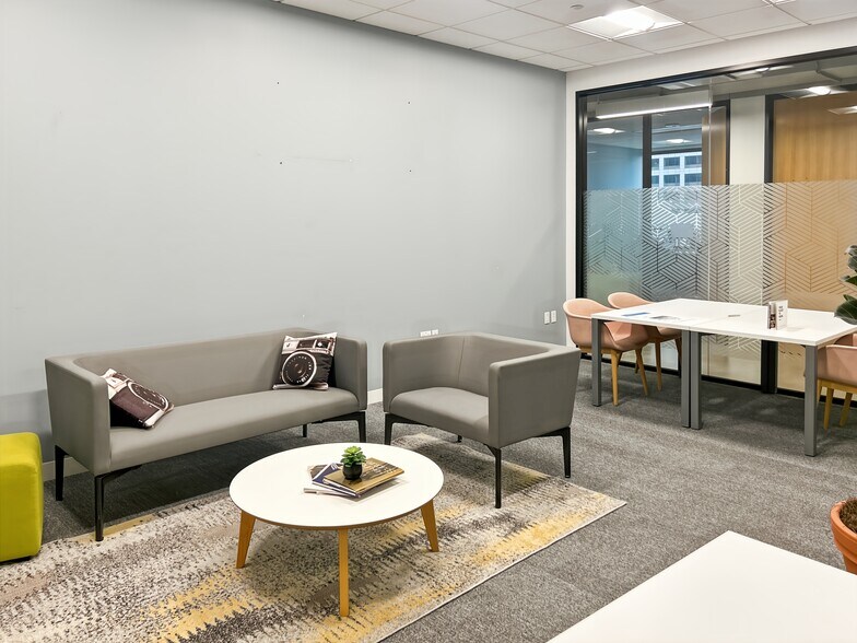 More Photos Of 1201 2nd Ave, Seattle Coworking Space