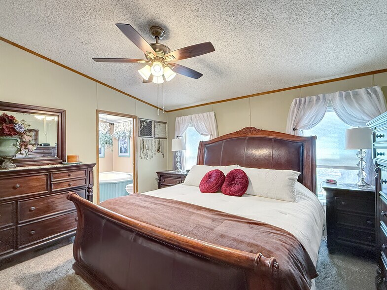 More Photos Of 5955 Sawmill Mesa Rd, Delta Specialty For Sale
