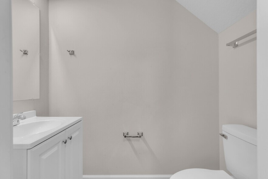 More Photos Of 4432-4444 Summer Flowers Pl, Kissimmee Apartments For Sale