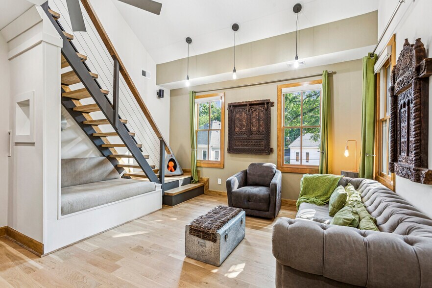 More Photos Of 692 Kirkwood Ave SE, Atlanta Storefront Retail Residential For Sale