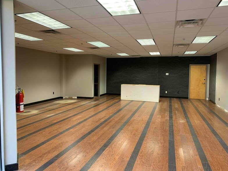 More Photos Of 3110 Moon Station Rd NW, Kennesaw Distribution For Lease