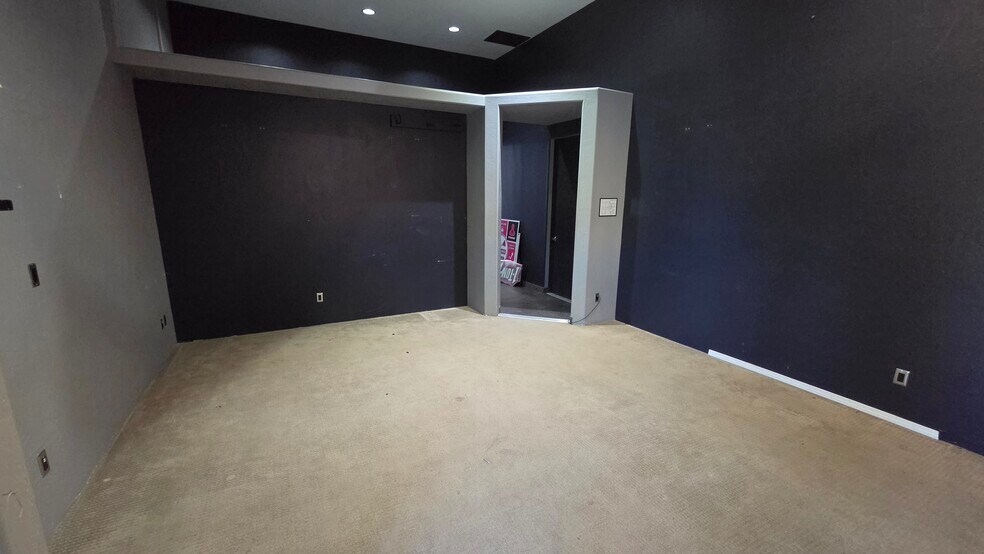 More Photos Of 107 N Tonto St, Payson Warehouse For Sale