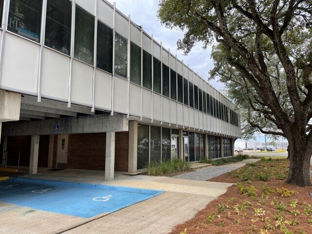 More Photos Of 6554 Florida Blvd, Baton Rouge Office For Lease