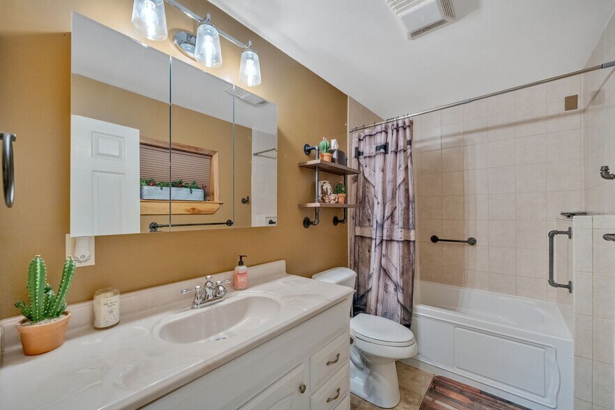 More Photos Of 5340 US-321, Butler Specialty For Sale