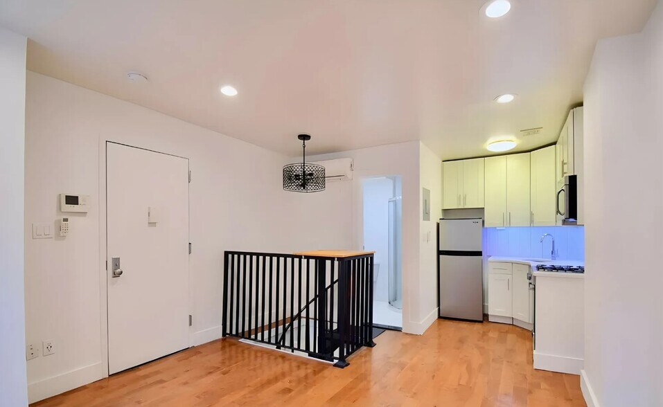 More Photos Of 1076 Dean St, Brooklyn Apartments For Sale