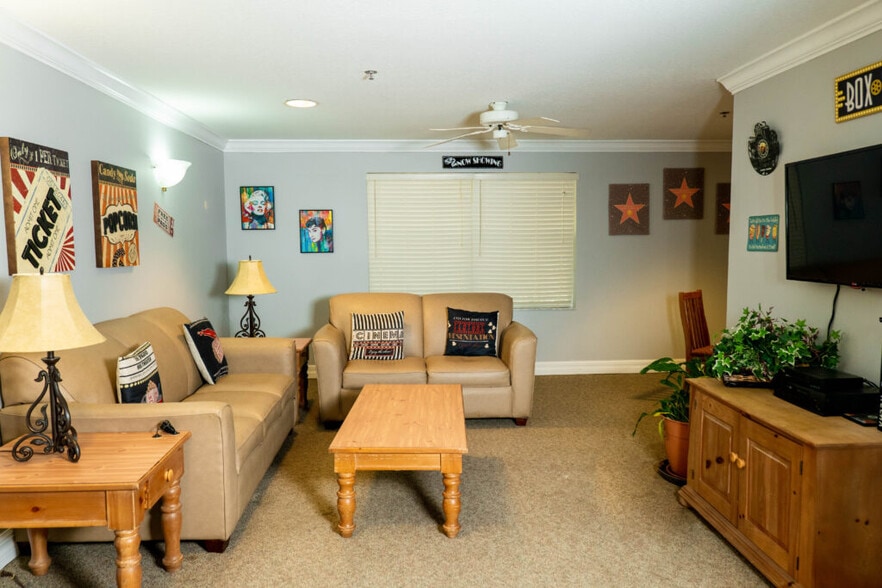 More Photos Of 301 Peninsular Dr, Haines City Assisted Living For Sale