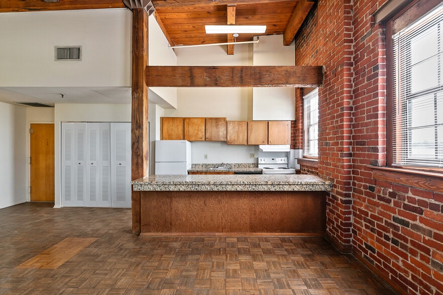 More Photos Of , Richmond Multifamily For Sale