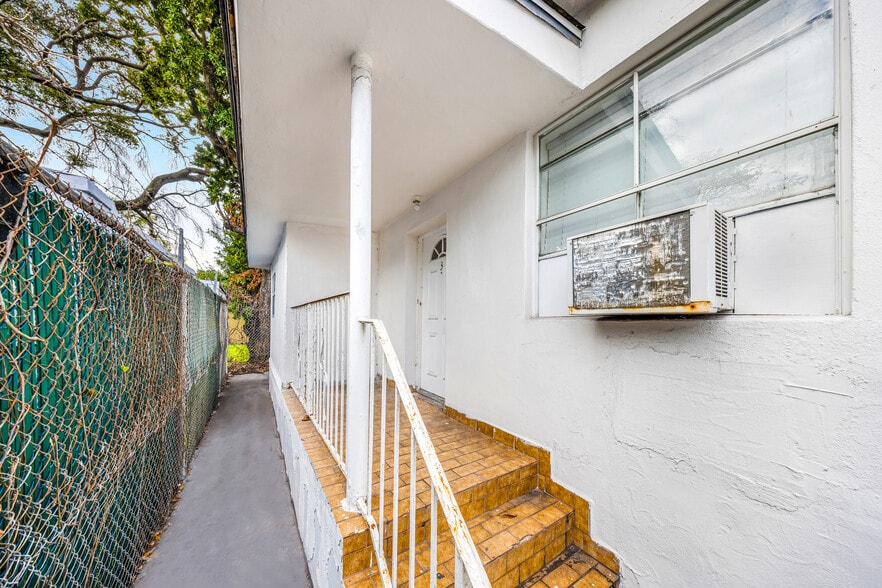 More Photos Of 1648 NW 33rd St, Miami Apartments For Sale