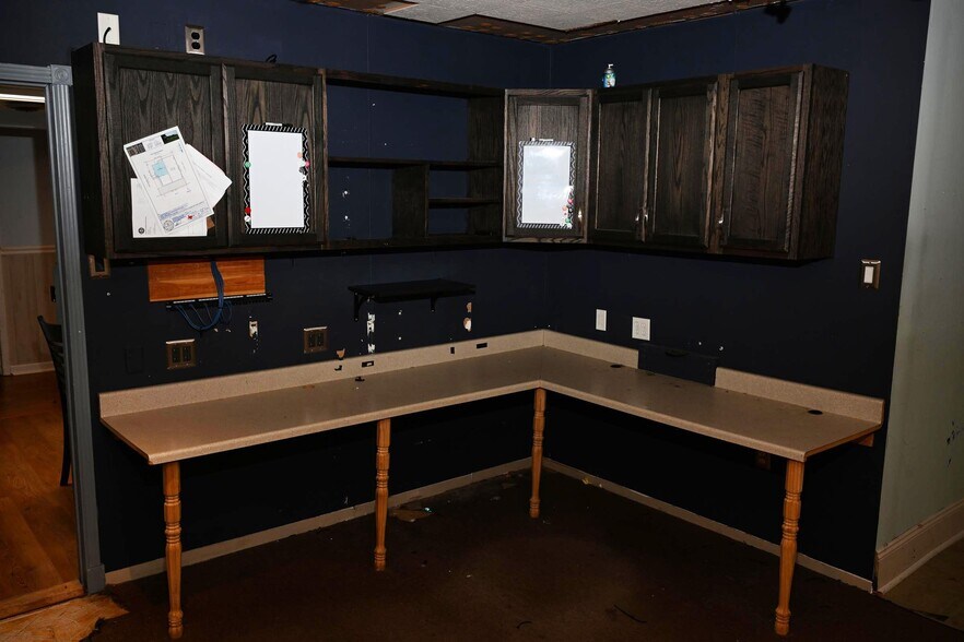 More Photos Of 1218 14th Ave N, Texas City Loft Creative Space For Sale