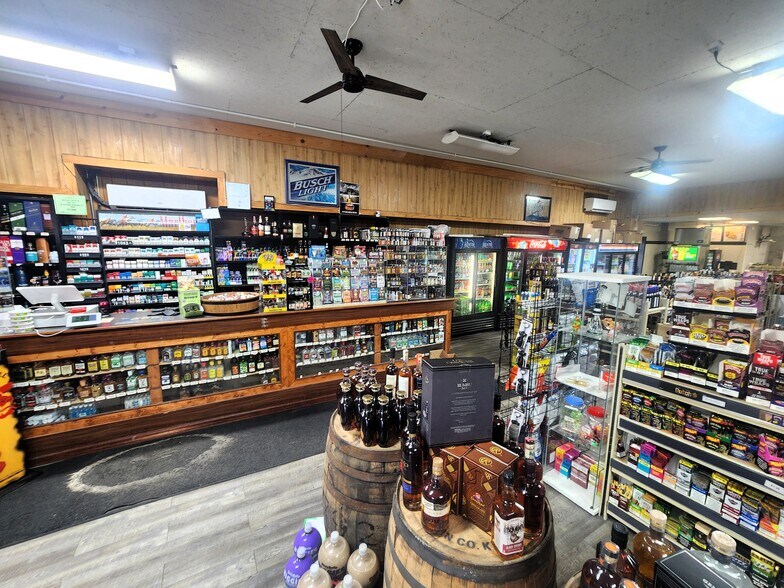 More Photos Of 125 W Mesick Ave, Mesick Convenience Store For Sale