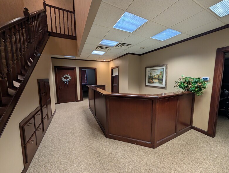 More Photos Of 6016-6020 NW 120th Ct, Oklahoma City Coworking Space