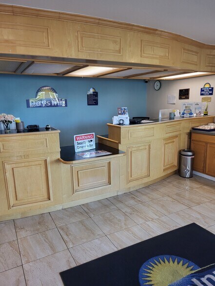 More Photos Of 8292 Murray Ave, Gilroy Hotel For Sale