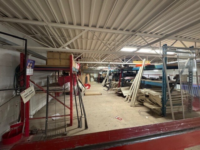 More Photos Of 2954 Ontario St, Perth East Freestanding For Lease