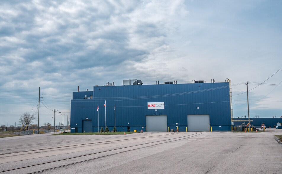 More Photos Of 100 Hayes Rd, Thorold Manufacturing For Lease