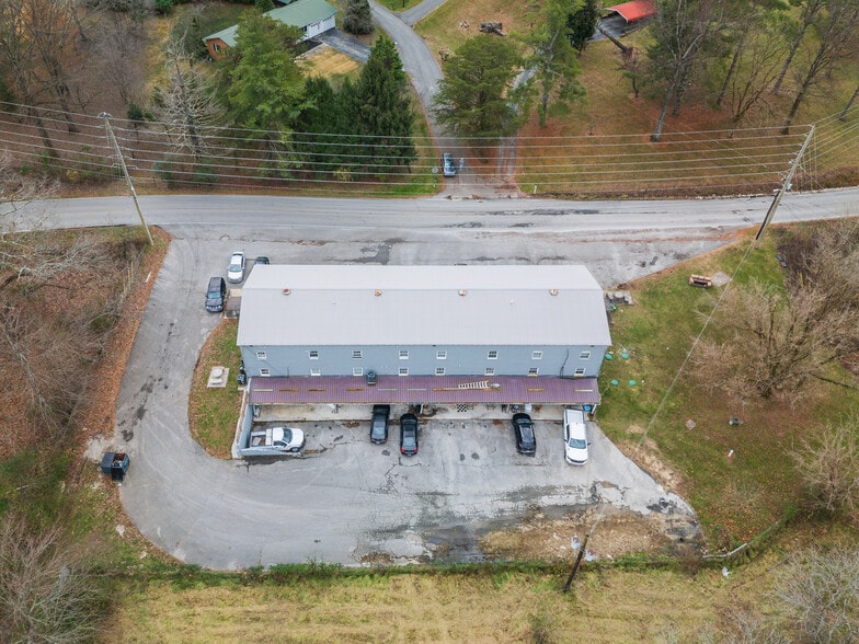 More Photos Of 2465 Benton Young Rd, Cookeville Apartments For Sale