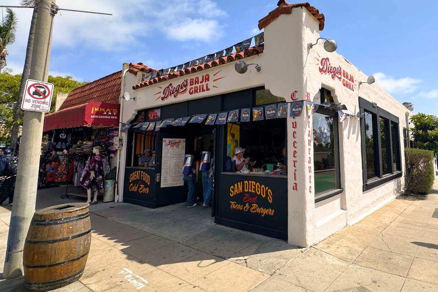 Primary Photo Of 2547 San Diego Ave, San Diego Restaurant For Lease