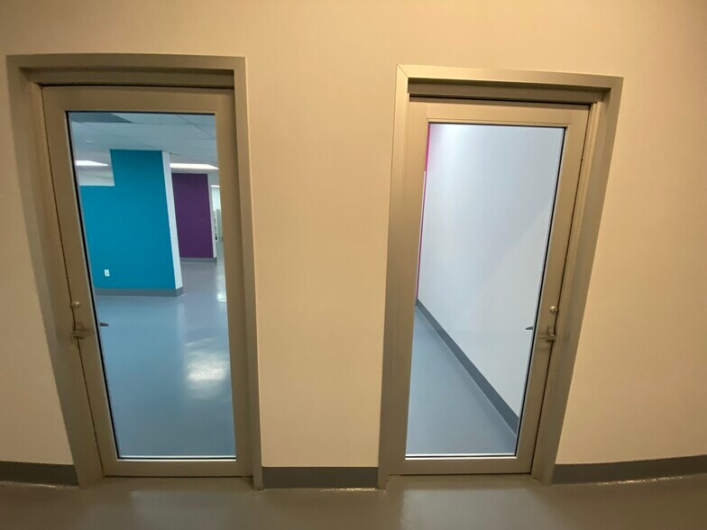 More Photos Of 1243 S Olive St, Los Angeles Apartments For Lease