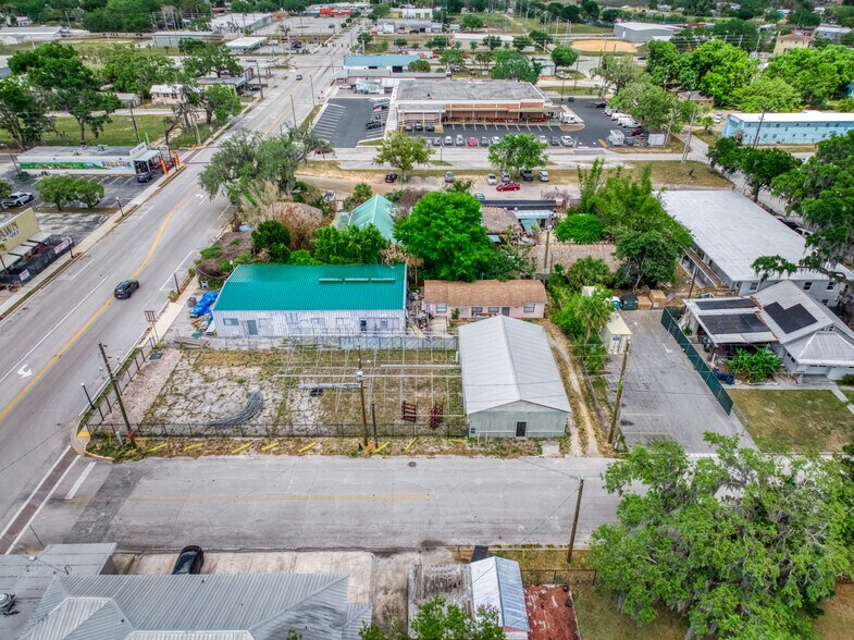 More Photos Of 408 N Ridgewood Dr, Sebring Freestanding For Sale