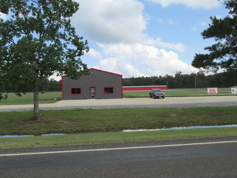 Primary Photo Of 4320 W FM 1988, Livingston Self Storage For Sale